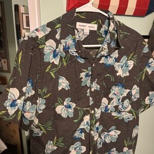 Old Navy Casual Button Down Shirt Black and Blue Floral